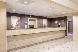 Days Inn by Wyndham Columbus Airport - Columbus - 8