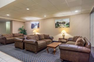 Days Inn by Wyndham Columbus Airport - Columbus - 9