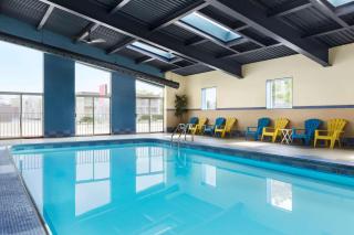 Days Inn by Wyndham Niagara Falls Centre St By the Falls - Niagara Falls - 7