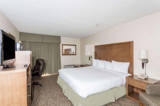 Days Hotel by Wyndham Peoria Glendale Area - Peoria - 7
