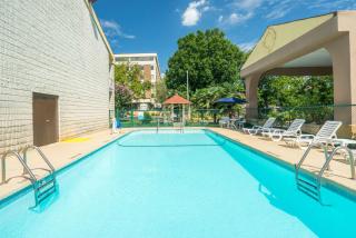 Days Inn by Wyndham Raleigh Midtown - Raleigh - 9