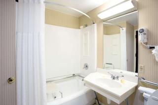 Days Inn & Suites by Wyndham Northwest Indianapolis - Indianápolis - 4