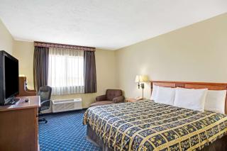 Days Inn by Wyndham Brigham City - Brigham City - 5