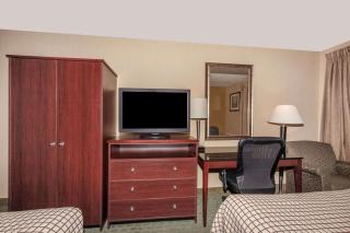 Days Inn by Wyndham Utica - Utica - 5