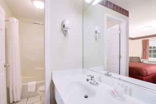 Days Inn by Wyndham Trumann AR - Trumann - 5
