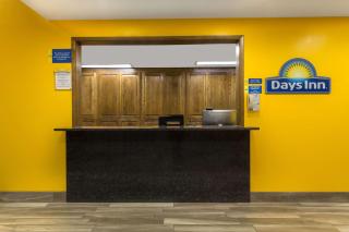 Days Inn by Wyndham Delta - Delta - 7