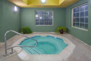 Days Inn by Wyndham Ellis - Ellis - 7
