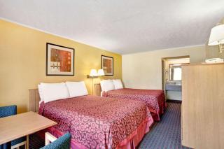 Days Inn by Wyndham Knoxville West - Knoxville - 5
