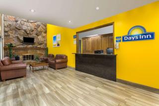 Days Inn by Wyndham Delta - 6