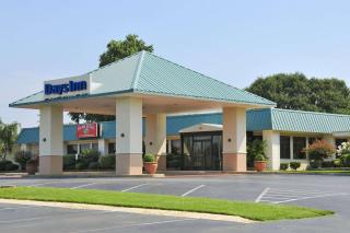 Days Inn by Wyndham Forrest City - Forrest City - 0