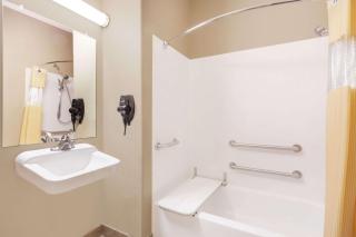 Days Inn & Suites by Wyndham Marquez - Marquez - 6