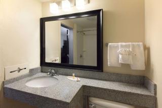 Days Inn by Wyndham Norman - Norman - 5