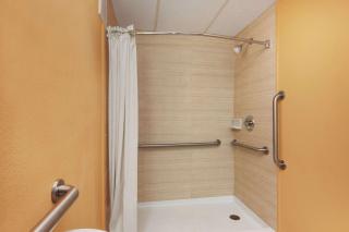 Days Inn by Wyndham Queensbury/Lake George - Queensbury - 2