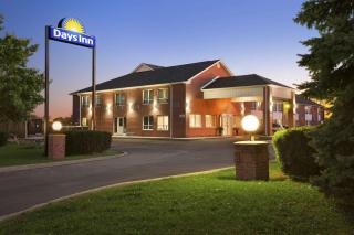 Days Inn by Wyndham Stouffville - Stouffville - 0