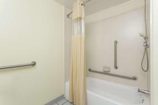 Days Inn by Wyndham Marianna - Marianna - 8