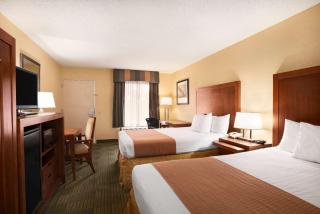 Days Inn by Wyndham Jacksonville Airport - 3