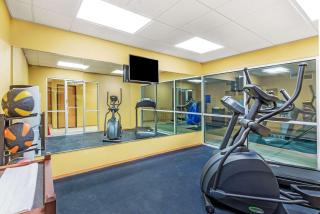 Days Inn & Suites by Wyndham El Dorado - El Dorado - 5