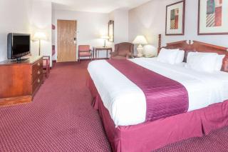 Days Inn by Wyndham Tiffin - Tiffin - 1