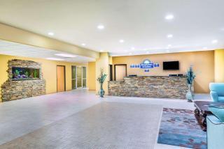 Days Inn & Suites by Wyndham El Dorado - El Dorado - 8