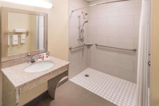 Days Inn by Wyndham Madison - Madison - 3