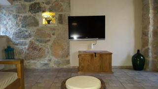 Holiday house with a swimming pool Vrbanj, Hvar - 11040 - Vrbanj - 7