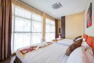 Hamilton Hotel Kajang - 1