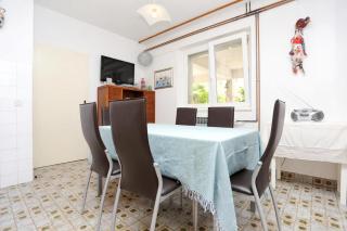 Apartments by the sea Stanici, Omis - 1031 - Tice - 1