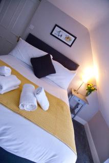 Rowton Poplars Hotel - Chester - 1