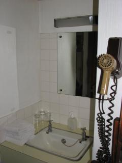 Lancaster Hotel - 9