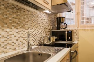 Private Central View rooms in apartment near to Acropolis Metro Station - Atene - 1
