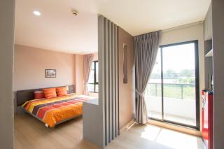 Live at Home Sukhumvit 105 - 7