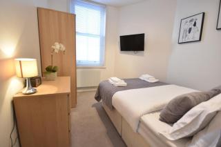 Apt 2, Soho Apartments 1st floor by Indigo Flats - London - 3
