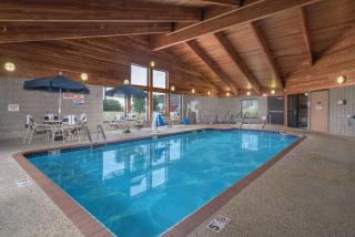 AmericInn by Wyndham Fort Dodge - Fort Dodge - 3