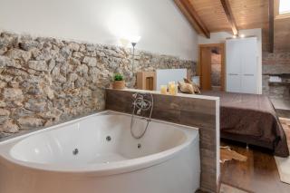 Estudio Sonido y Jacuzzi - Santander - 7