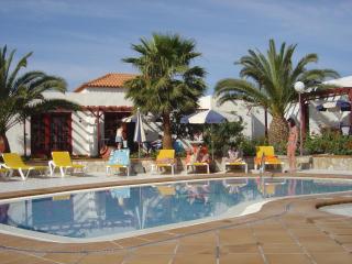 Bungalows Castillo Beach - Caleta de Fuste - 1