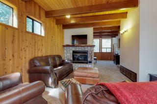 Strawberry Creek Cabin - 9