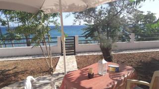 Foivos Seaside Apartments - Agios Georgios - 5