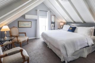 Queen Vic Guest House - Provincetown - 7