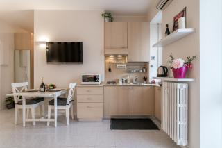 Violet Home - Loreto - Milan - 2