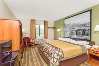Super 8 by Wyndham Bedford - Bedford - 3