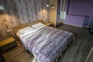 Solo Apartment Dragomanova - Kiev - 9