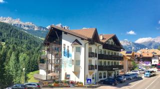 Hotel Fanes Suite & Spa - Moena - 9