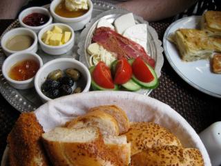 Town Gates Hotel - 8