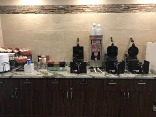 GrandStay Hotel & Suites - Morris - Morris - 7