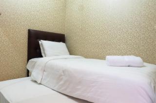 Pool View 2BR Apartment Green Pramuka City By Travelio - 6