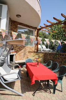 Popov Guest House - 1