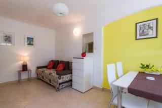 Apartments Nada - Bol - 9
