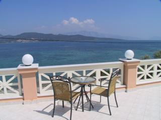 Florena Hotel - Nikiana - 0