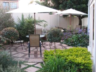 Melody Guest House - Centurion - 4