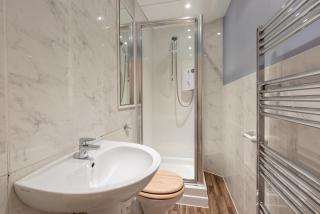 Rose Street Residence - 4